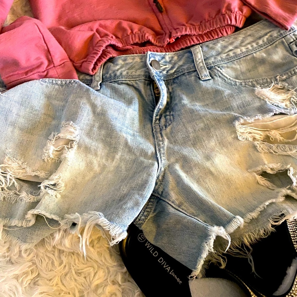 Awesome Jean shorts